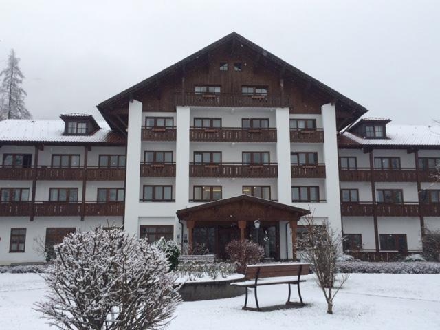 Hotel Am Kofel - Gesundheitszentrum אוברמרגואה מראה חיצוני תמונה