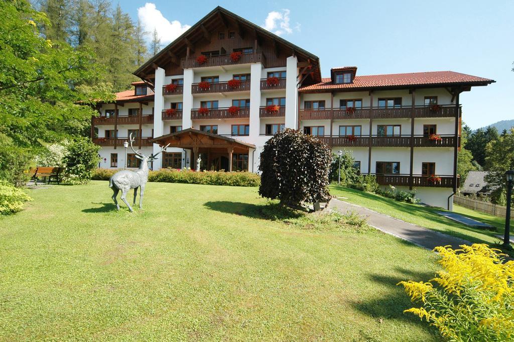 Hotel Am Kofel - Gesundheitszentrum אוברמרגואה מראה חיצוני תמונה